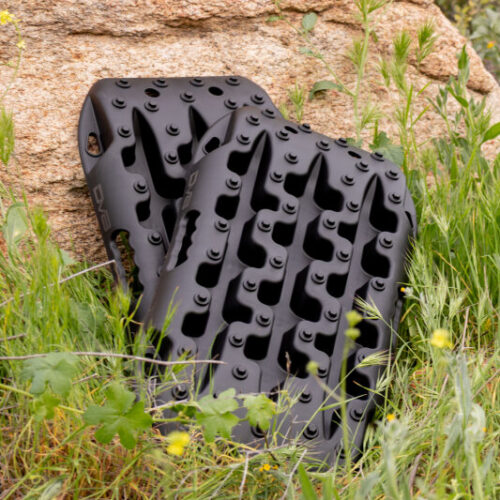 DV8 Offroad DV8 Xtract Mini Traction Board | Pair | Black - Image 2