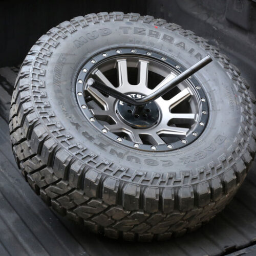 Fabtech Universal Spare Tire Angled Mount - Black - Image 3