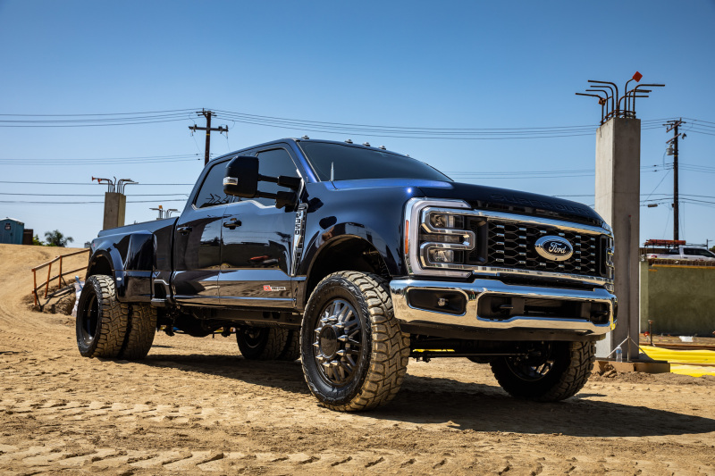ICON 23-25 Ford F-250/F-350 Super Duty 4WD Diesel 2.5 Lift 2.5in Front Dual Rate Coil Spring Kit - Image 2