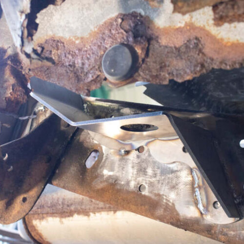 Rust Buster 1988-1998 Chevrolet & GMC C/K 1500 & 2500 Bed and Cab Mount Brackets - Right - Image 5