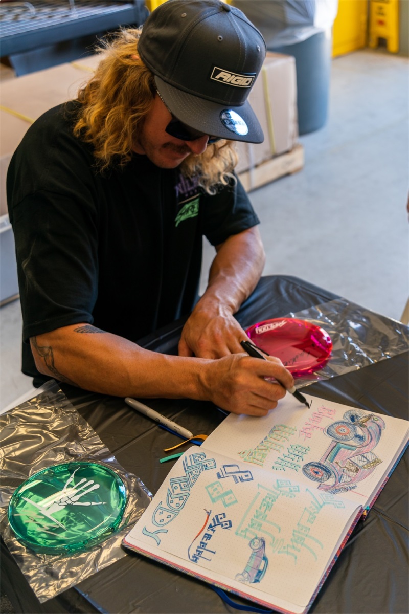 Rigid Industries x SHREDDY 360-Series 4in Lights w/Wt Bcklght (2) + 6 Covers (2 Pink/2 Teal/2 Blk) - Image 9