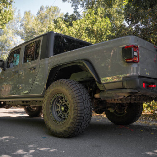 DV8 Offroad 20-24 Jeep Gladiator JT Rear Inner Fender Liners - Satin Black - Image 9
