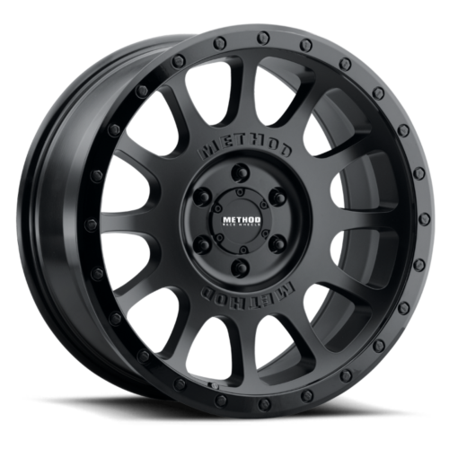 Method MR305 NV 18x9 18mm Offset 8x170 130.81mm CB Matte Black/Gloss Black Lip Wheel - Image 2