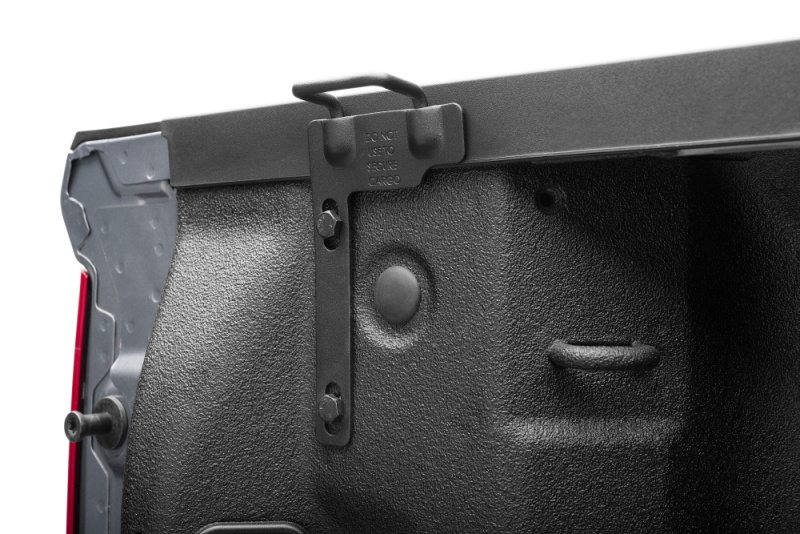 Extang 19-23 Chevy/GMC Silverado/Sierra 1500 (5ft. 10in. Bed) Solid Fold ALX - Image 7