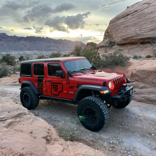 Progressive 18-24 Wrangler (JL) STR 47 Series 2.0 Remote Res Rear Shocks (Pair) - 2.0-3.0in - Image 4