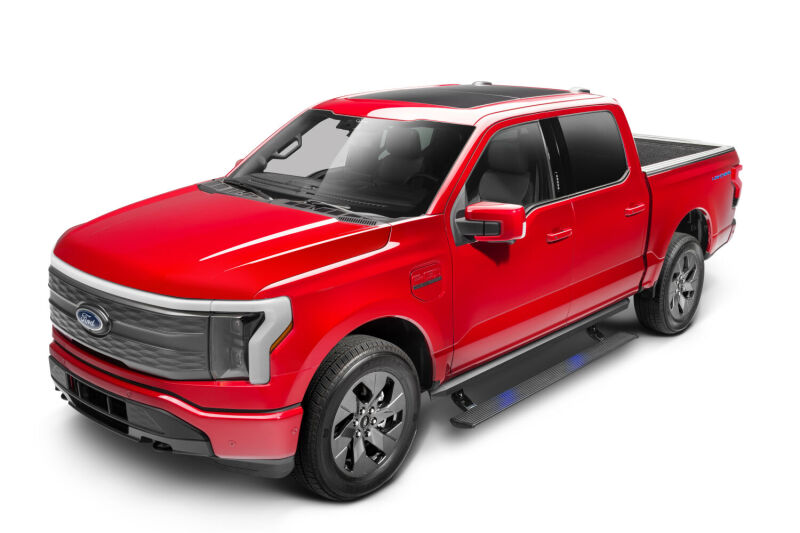AMP Research PowerStep XL - Black for 2021 Ford F-150 SuperCrew & 22-23 F-150 Lightning CC - Image 9