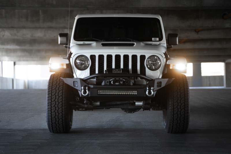 DV8 Offroad 18-23 Jeep Wrangler JL / 20-23 Jeep Gladiator JT FS-7 Mid-Width Winch Front Bumper - Image 8
