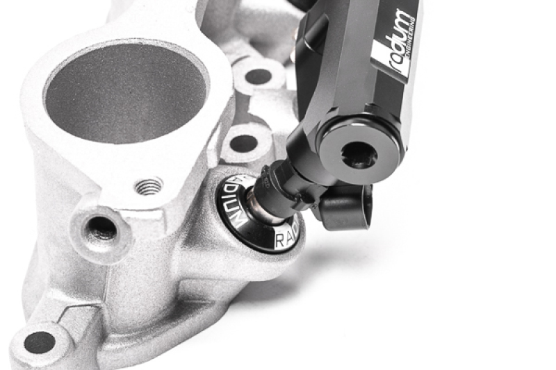 Radium Engineering Subaru EG33 Top Feed Conversion Fuel Rail Kit - Image 4