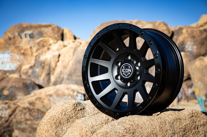 ICON Compression 18x9 6x5.5 25mm Offset 6in BS 95.1mm Bore Double Black Wheel - Image 2