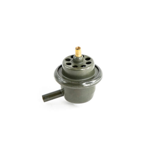 DeatschWerks Direct Replacement Perf. Fuel Pressure Regulator - High Flow for 1999-2001 Chevrolet Silverado