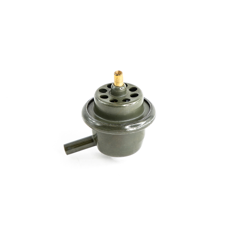DeatschWerks Direct Replacement Perf. Fuel Pressure Regulator - High Flow for 1999-2001 Chevrolet Silverado