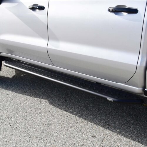 Westin 19-23 Chevrolet/GMC Silverado/Sierra 1500 Crew Cab Outlaw Nerf Step Bars - Textured Black