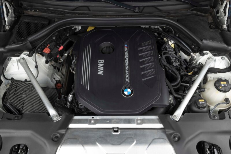 Dinan for 16-26 BMW 540i/740i/840i/X5 40i/X6 40i (G05/G06/G12/G15/G16/G32) Carbon Fiber Cold Air Intake - Image 2