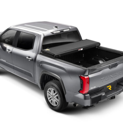 Extang 2024 Toyota Tacoma (5ft Bed) Solid Fold ALX - Image 4