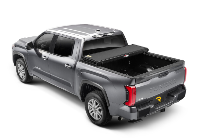 Extang 2024 Toyota Tacoma (5ft Bed) Solid Fold ALX - Image 4