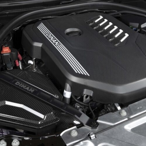 Dinan for 19-26 BMW B58D (G01/G02/G20/G22/G23/G26/G42) Matte Carbon Fiber Engine Cover w/Gloss Accents - Image 4
