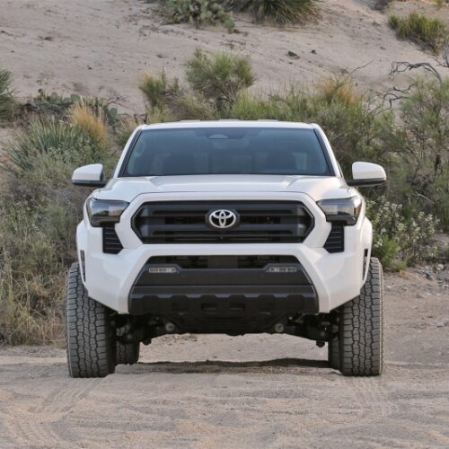 Fabtech 2024 Toyota Tacoma 4WD (w/o AVS) 1.5in Leveling Kit - Image 4