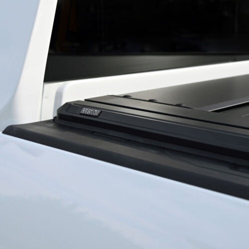 Westin 20-26 GM Silverado/Sierra 2500/3500 6.5ft Bed Electric Retractable Tonneau Cover - Black - Image 5