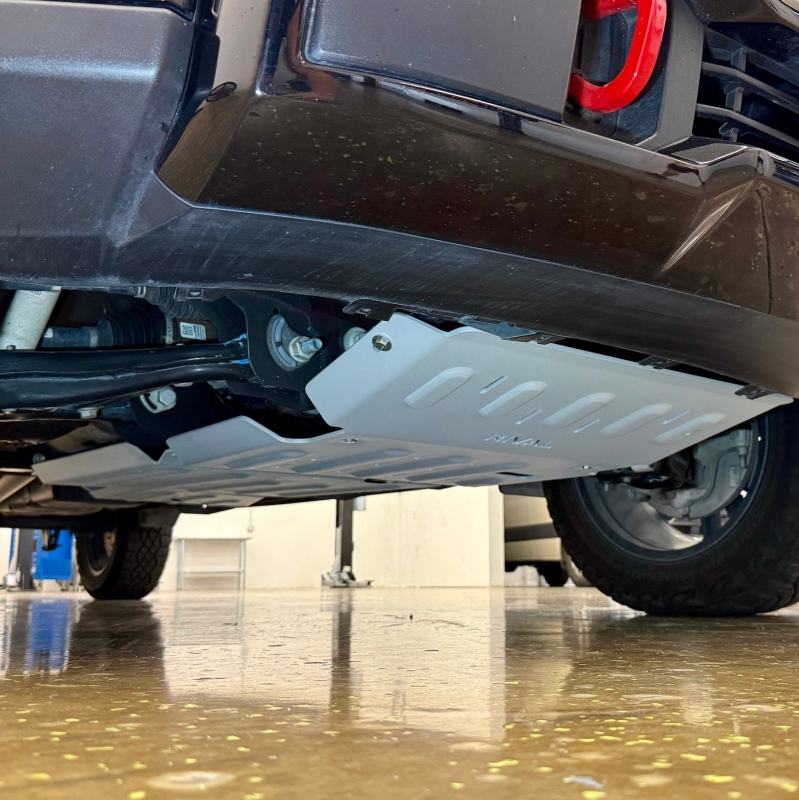 Rival 4x4 19-26 Chevrolet Silverado/ 18-26 Sierra/ 20-26 Escalade/Yukon Skid Plate - Gas/Diesel - Image 4