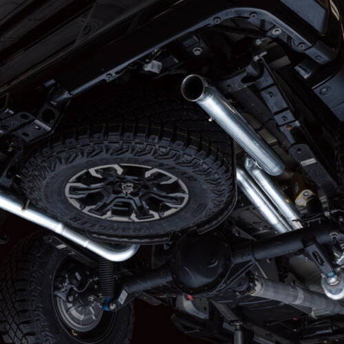 AWE Tuning Tips) for 22-23 GMC Sierra 1500 AT4X 6.2L 0FG Catback Split Dual (Flat Bumper) - Bashguard(No - Image 10