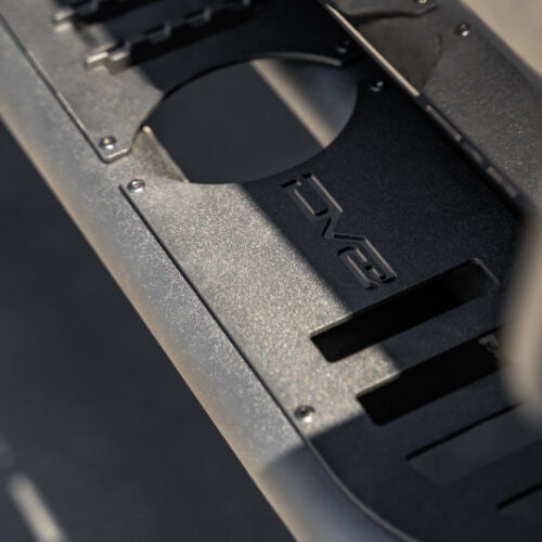 DV8 Offroad 18-23 Jeep Wrangler JL 4 Door Body/Pinch Weld Mounted Step - Image 3