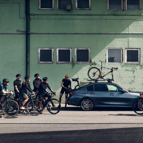 Thule TopRide Fork-Mounted Roof Bike Rack (Fits 9-15mm Thru-Axle & Standard 9mm Quick-Release Bikes) - Image 4