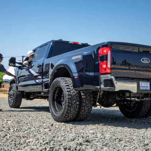 ICON 2023+ Ford F250/350 2.5in Stage 3 Suspension System w/ Radius Arms - Image 2