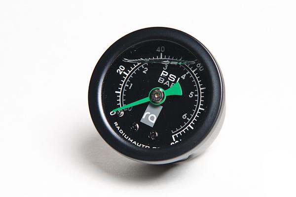 Radium Engineering 0-100 PSI Fuel Pressure Gauge - Image 3