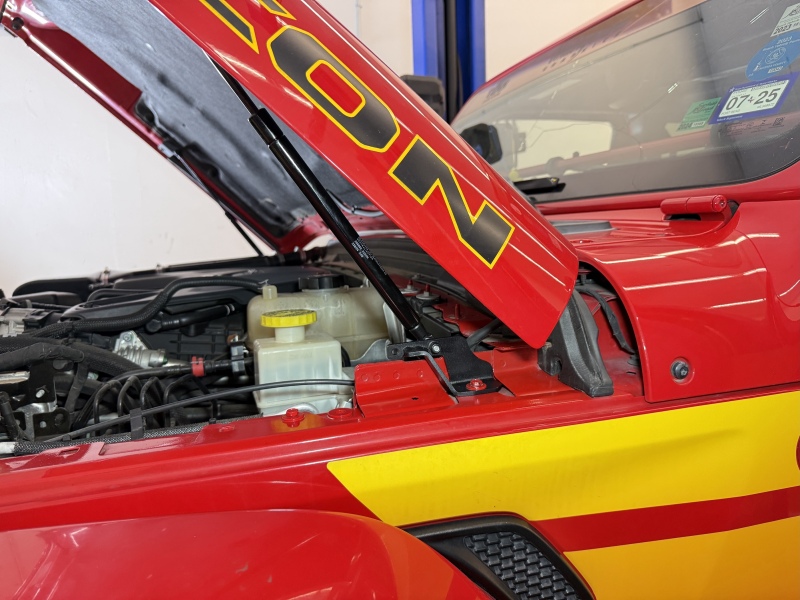 Rival 2018-2026 Jeep Wrangler JL & JT Hood Lifts - Image 4