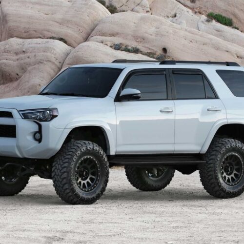 Fabtech 10-15 Toyota 4Runner 4WD 6in Lift System - Component Box 2