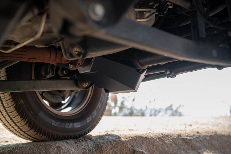 DV8 Offroad 2007-2018 Jeep Wrangler JK Dana 30 Front Differential Skid Plate - Image 3