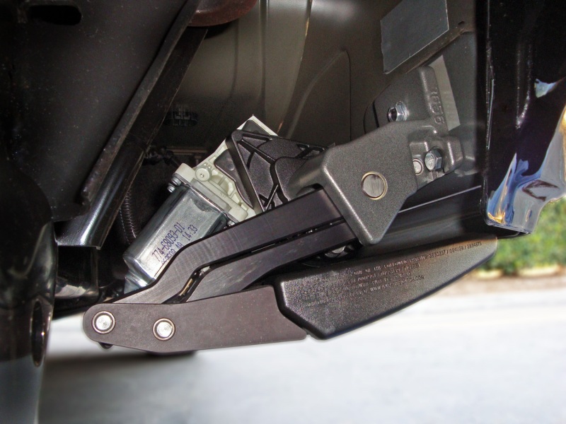 AMP Research 21-23 Ford F150 Hybrid/Lighting ONLY Power Step - Plug N Play - Image 5