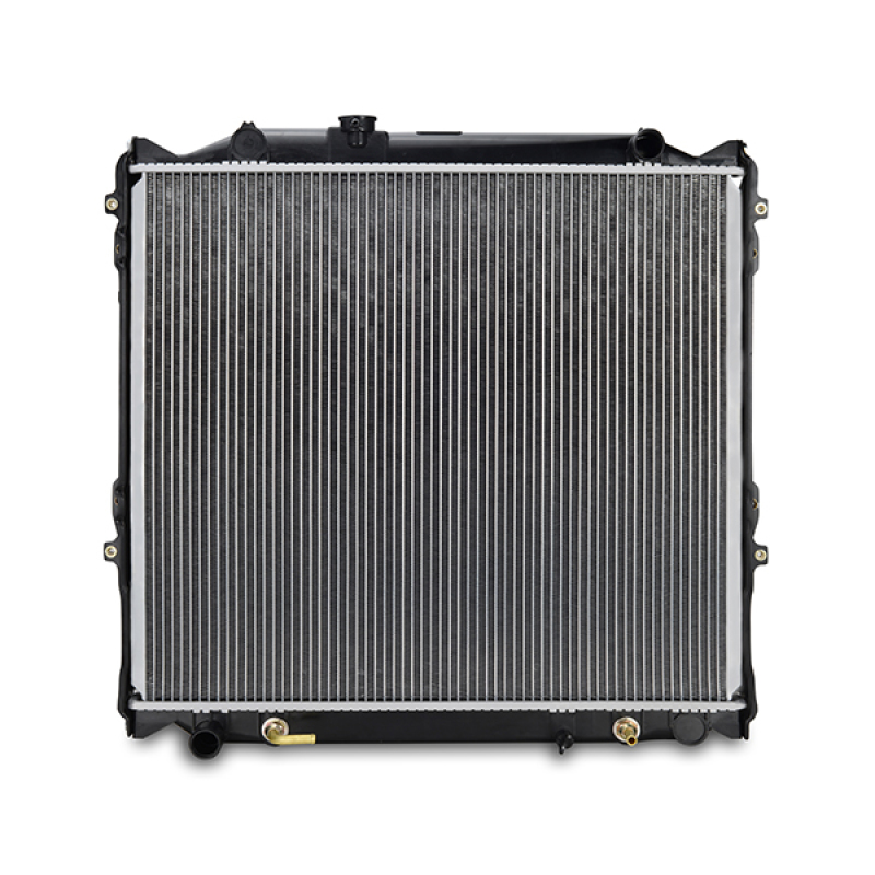Mishimoto Replacement Radiator 1996-2002 for Toyota 4 Runner - Image 2