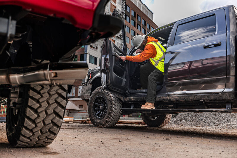 AMP Research PowerStep Vision for 2018 Dodge RAM 1500 Crew Cab - Image 4
