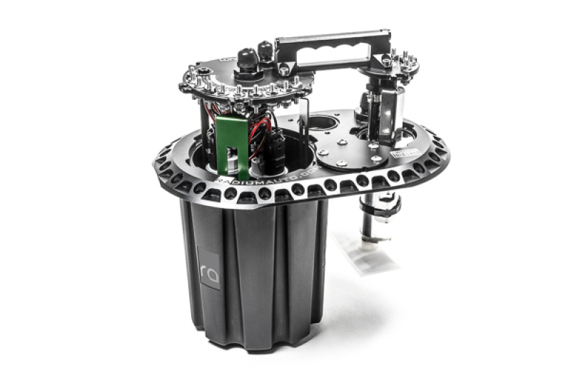 Radium Engineering 20-1993-00 FCST-X Brushless Ti Automotive E5LM Fuel Cell Surge Tank (Pumps NOT Included) - Image 2