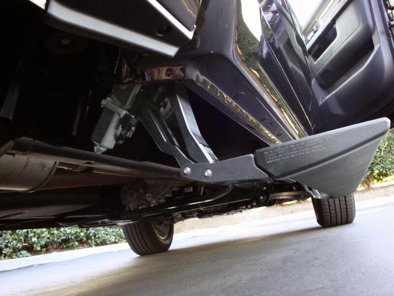 AMP Research PowerStep Plug N Play - Black for 2013-2015 Dodge Ram 1500/2500/3500 All Cabs - Image 9