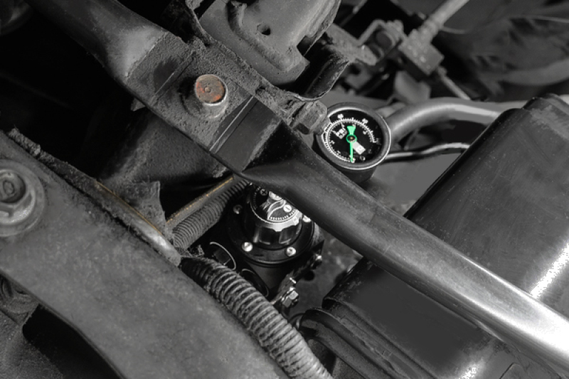 Radium Engineering 20-1022 99-05 Mazda MX-5 RA-Series Fuel Pressure Regulator Kit - Image 2