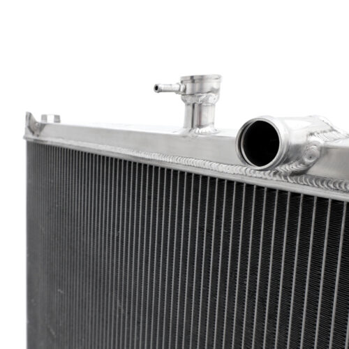 Mishimoto Aluminum Radiator for 04-13 Infiniti QX56 / 05-14 Nissan Armada - Image 5