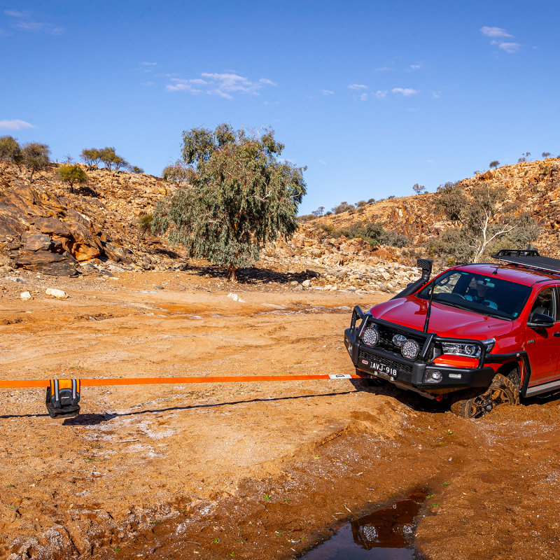 ARB Weekender Recovery Kit Incl 17600lb Recovery Strap/4.75T Shackles - Image 10