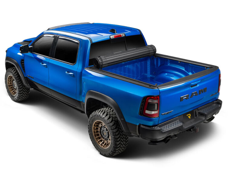 BAK 19-24 Dodge Ram (w/o Ram Box) Revolver X4ts 5.7ft Bed Cover w/T-Slot Rails - Image 9