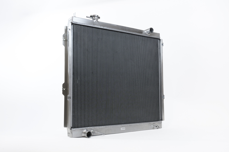CSF for 95-04 Toyota Tacoma (2.7/3.4L) Heavy Duty All-Aluminum Radiator - Image 4
