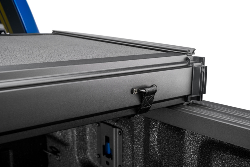 Extang 15-20 Ford F-150 (5ft. 7in. Bed) Solid Fold ALX - Image 4