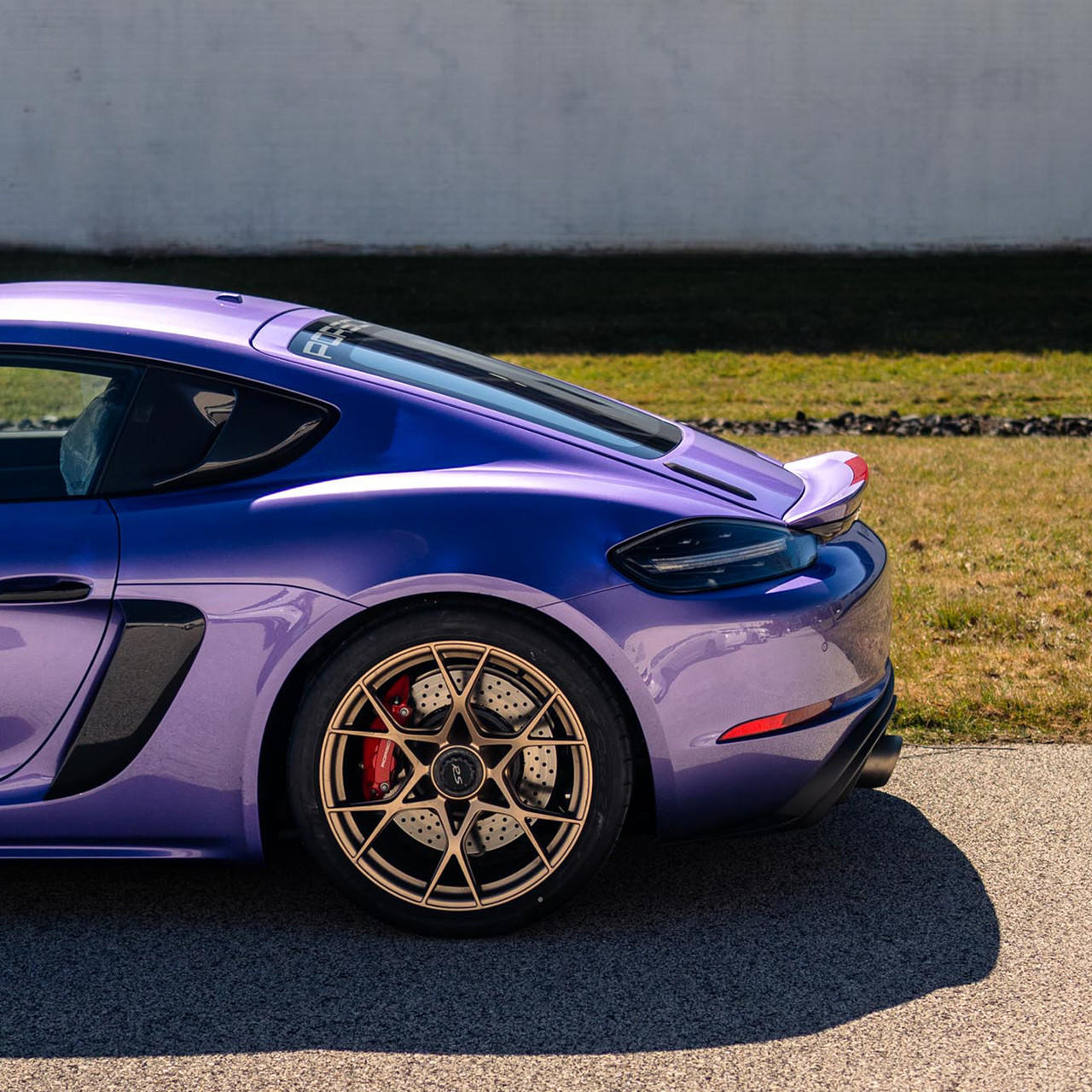 Fabspeed Porsche 718 GT4 RS Wing Delete Kit (2022+) - Finned - Image 9
