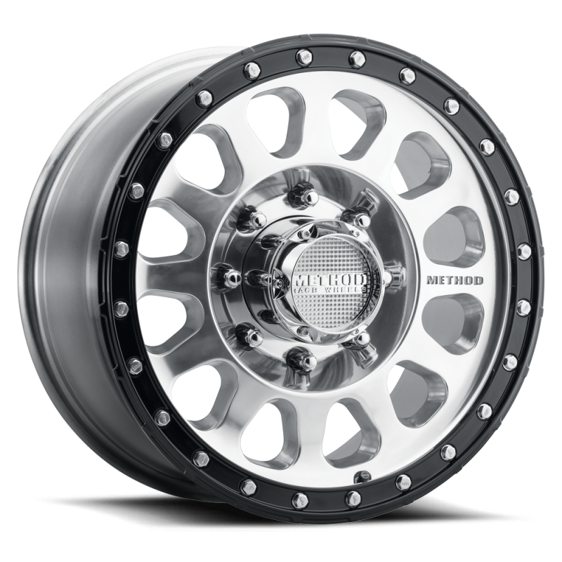 Method MR315 17x8.5 +25mm Offset 8x6.5 130.81mm CB Polished Wheel - Gloss Black Lip - Image 3