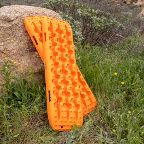 DV8 Offroad DV8 Xtract Traction Boards | Pair | Orange - Image 2