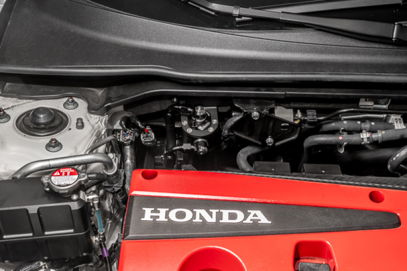 Radium Engineering Honda Civic Type-R Catch Can Kit PCV Fluid Lock - Image 3