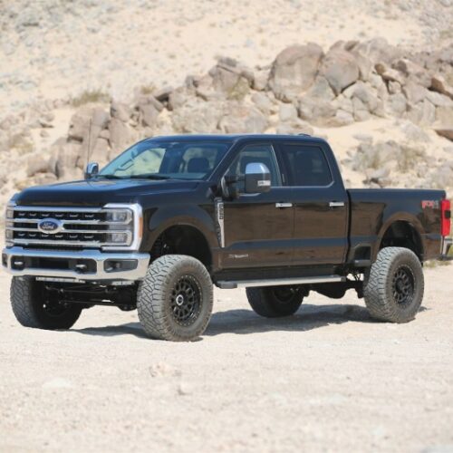 Fabtech 2023+ Ford F250/F350 4WD Super Duty 2.5in/4in/6in FTS-X Adjustable Radius Arm Box Kit - Image 2
