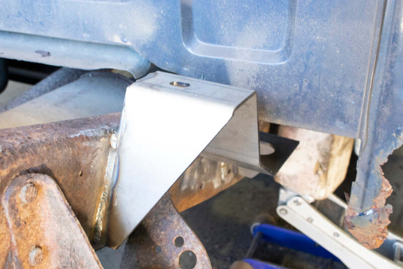 Rust Buster 1988-1998 Chevrolet & GMC C/K 1500 & 2500 Bed and Cab Mount Brackets - Left - Image 3