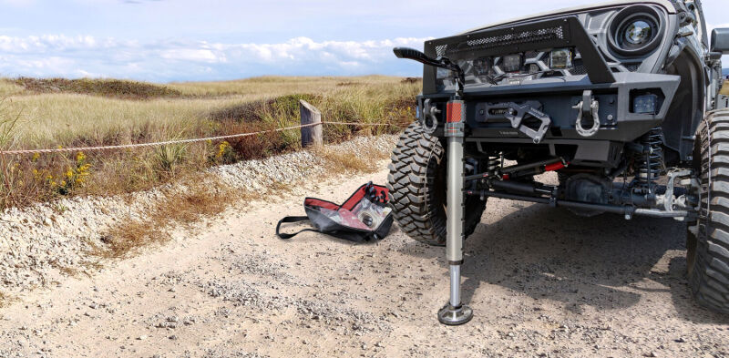 Go Rhino Xventure Gear EG1 El Gato Hydraulic Jack - Graphite - Image 9