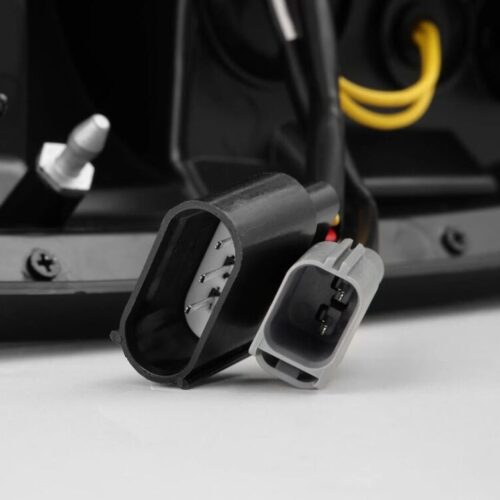 AlphaRex 97-03 Ford F150 / 99-16 Ford F250/F350/F450/F550 LUXX-Series LED Tail Lights - Black - Image 5